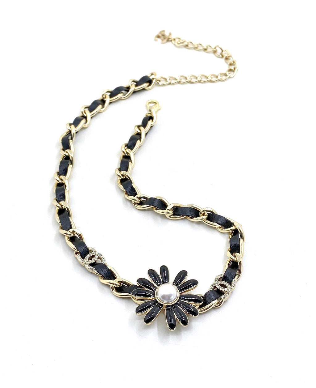 18K  Chanel Flower Leather Choker Necklace